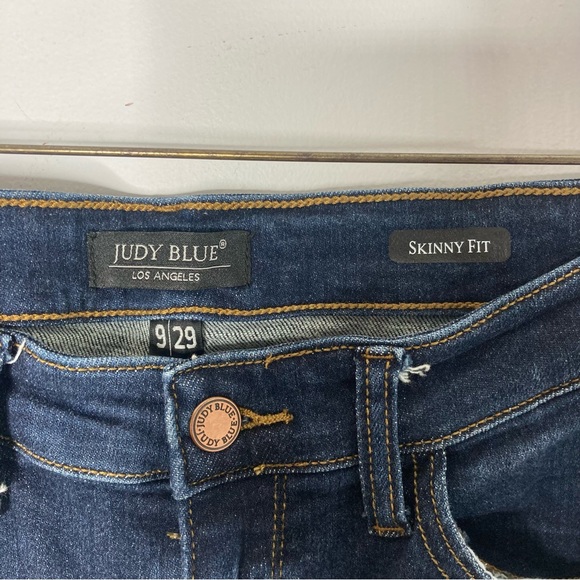 Judy Blue 9/29 Skinny Fit Dark Wash Hi-Rise Stretch Jeans - Picture 4 of 8